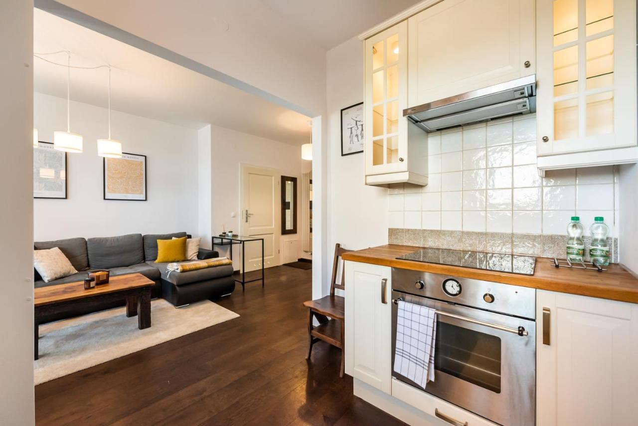 Ochota De Luxe Apartment Varsó Kültér fotó